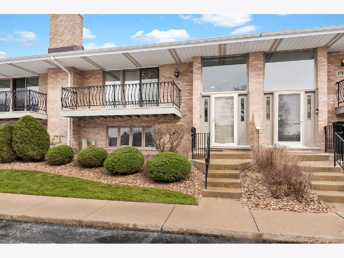  For Sale Orland Park Illinois, 17925 Arkansas Court