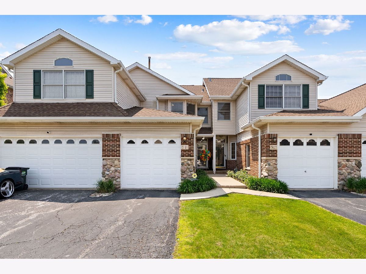  For Sale Oak Lawn Illinois, 5121 Deblin Lane