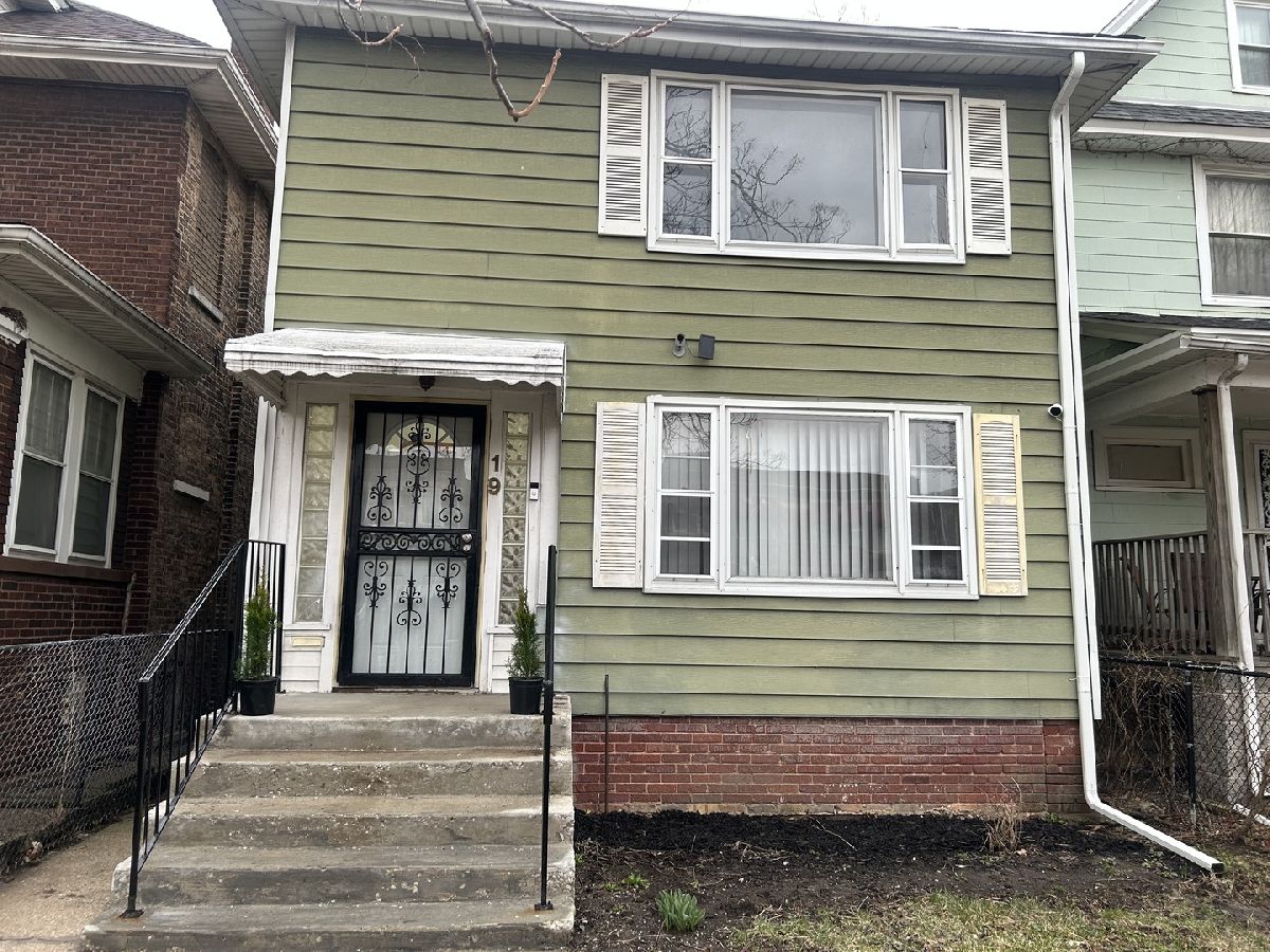  For Sale Chicago Illinois, 19 Waller Avenue