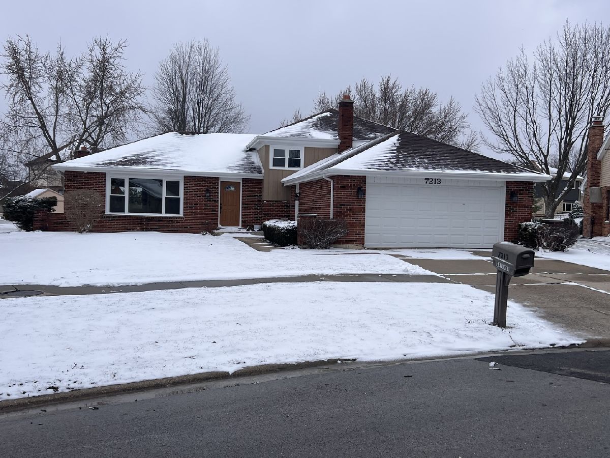  For Rent Downers Grove Illinois, 7213 Bateman