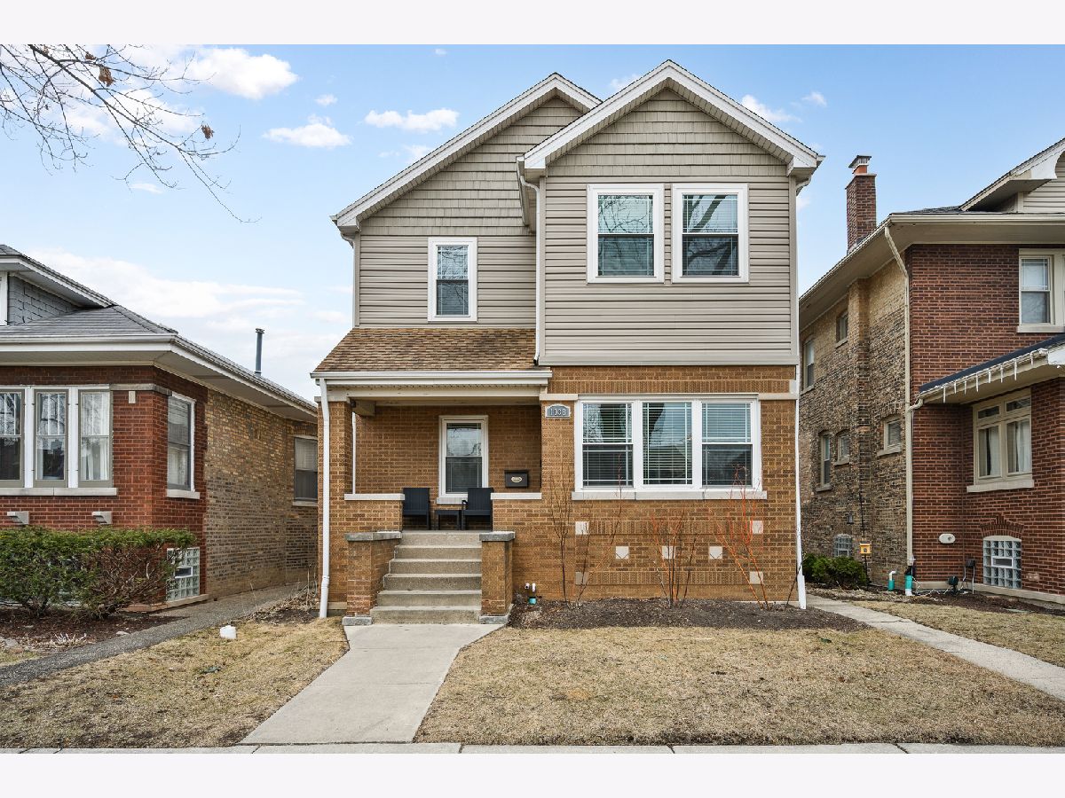  For Sale Oak Park Illinois, 1038 Hayes Avenue