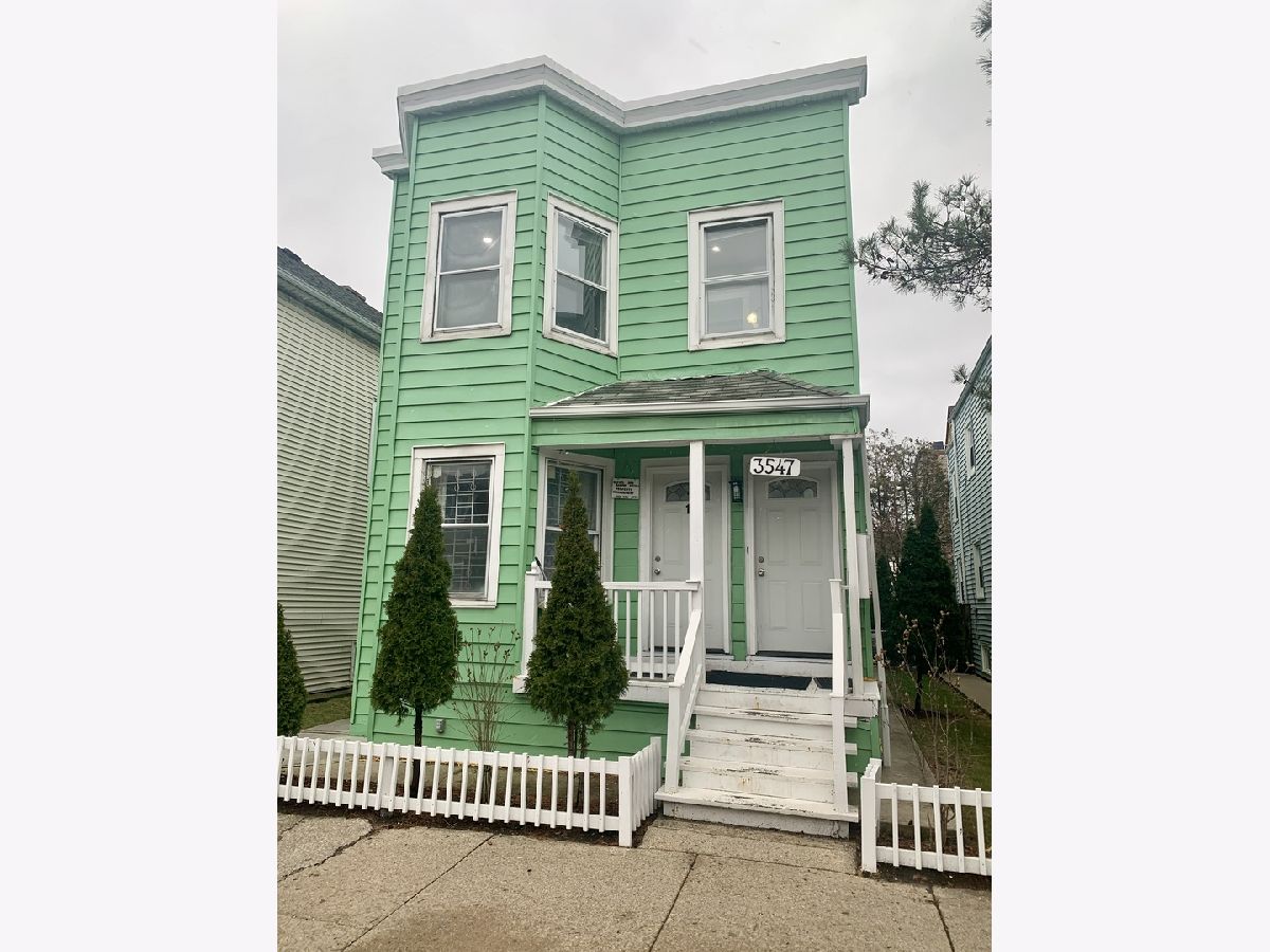  Rented Chicago Illinois, 3547 Diversey