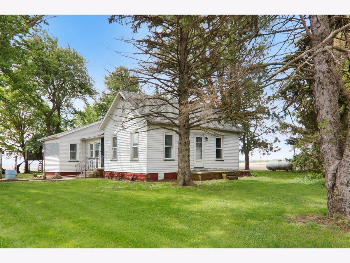  Sold Minier Illinois, 33329 Olympia