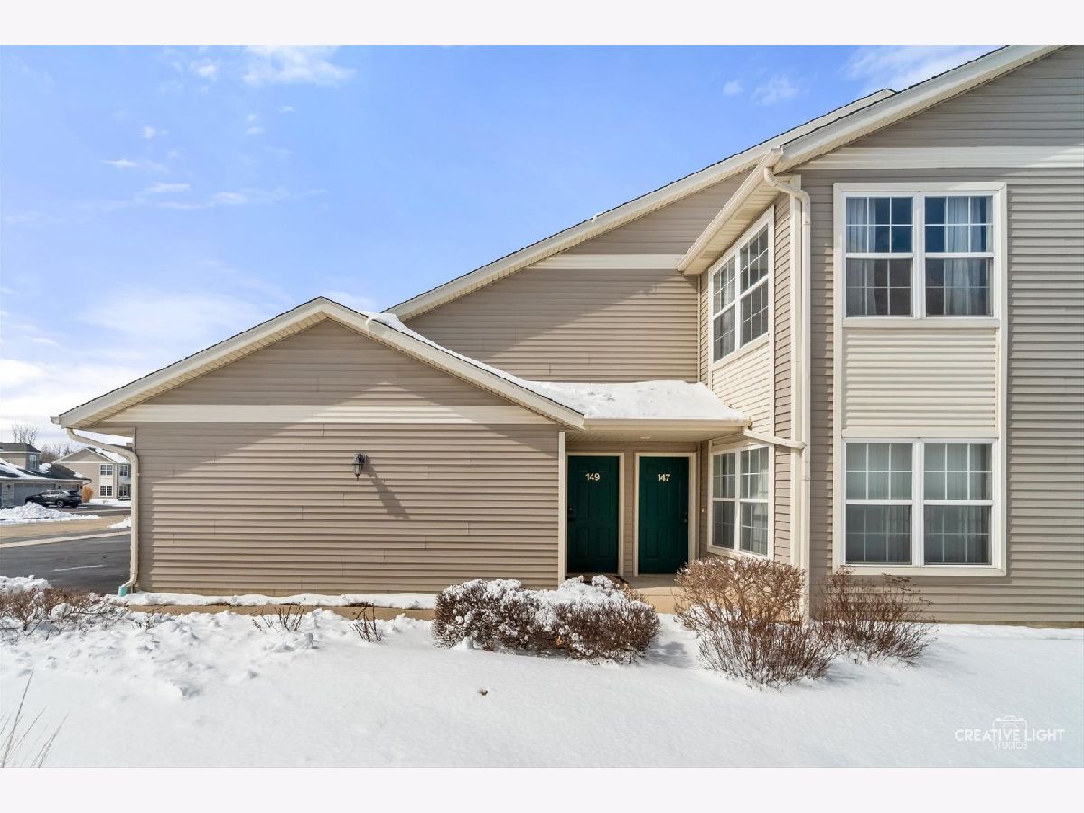  For Sale Sycamore Illinois, 149 Penny Lane