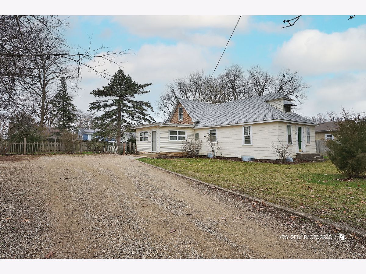  For Sale Ingleside Illinois, 35694 Laurel Avenue