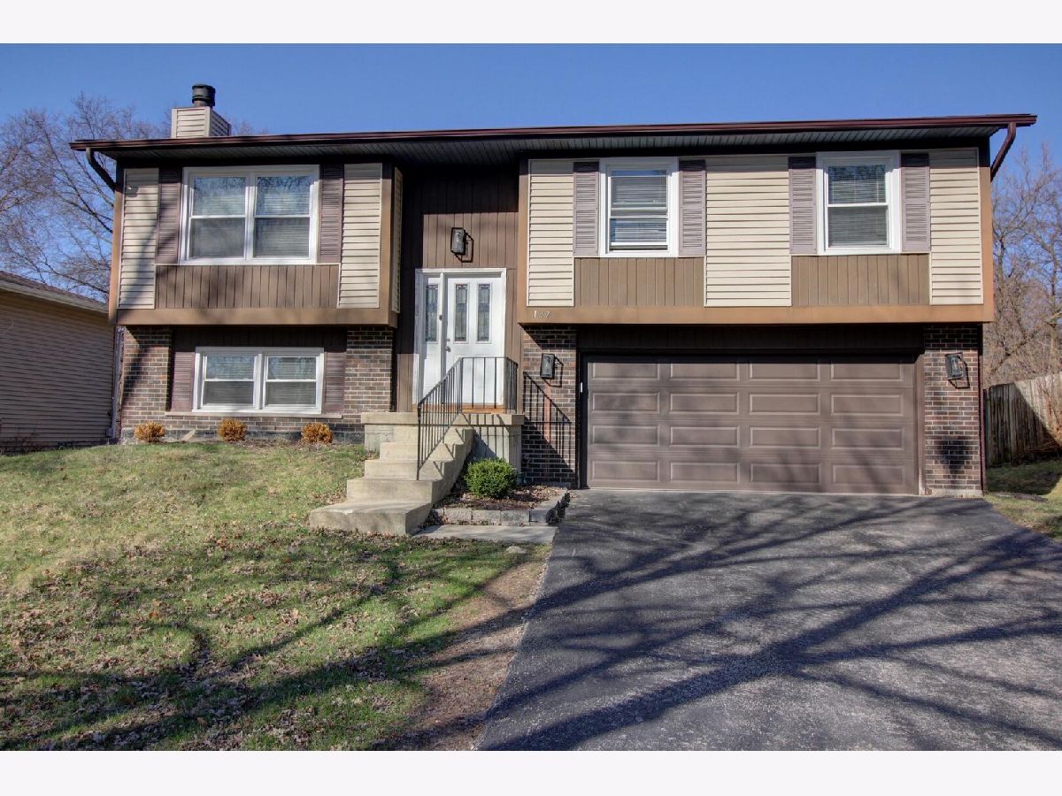  Rented Bolingbrook Illinois, 147 Grady