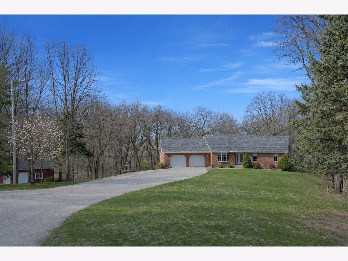  Sold Goodfield Illinois, 6 Maple