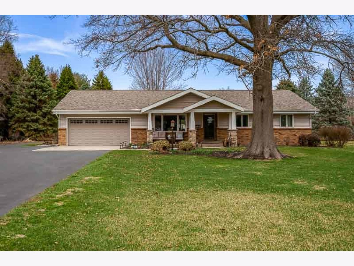  For Sale Belvidere Illinois, 2412 Squaw Prairie Road