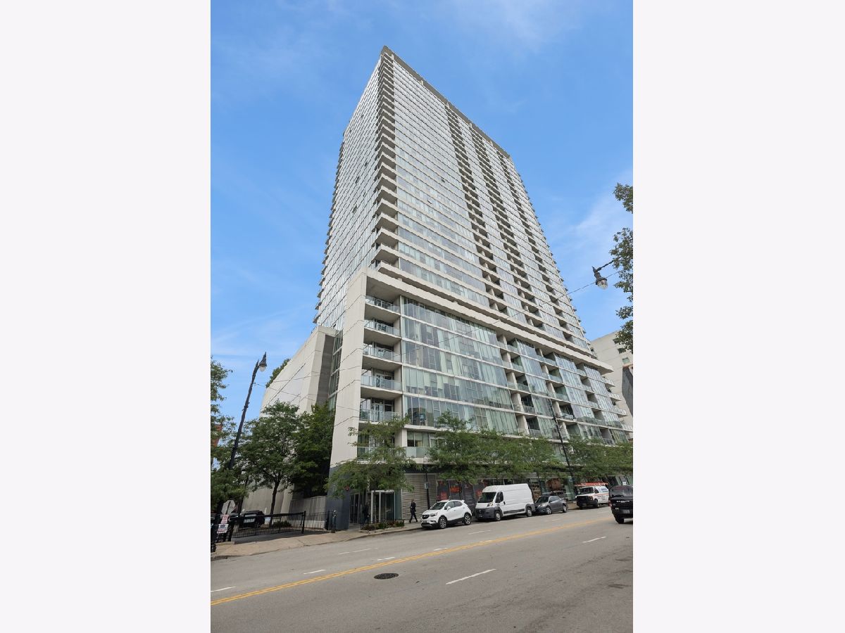  Rented Chicago Illinois, 1720 Michigan