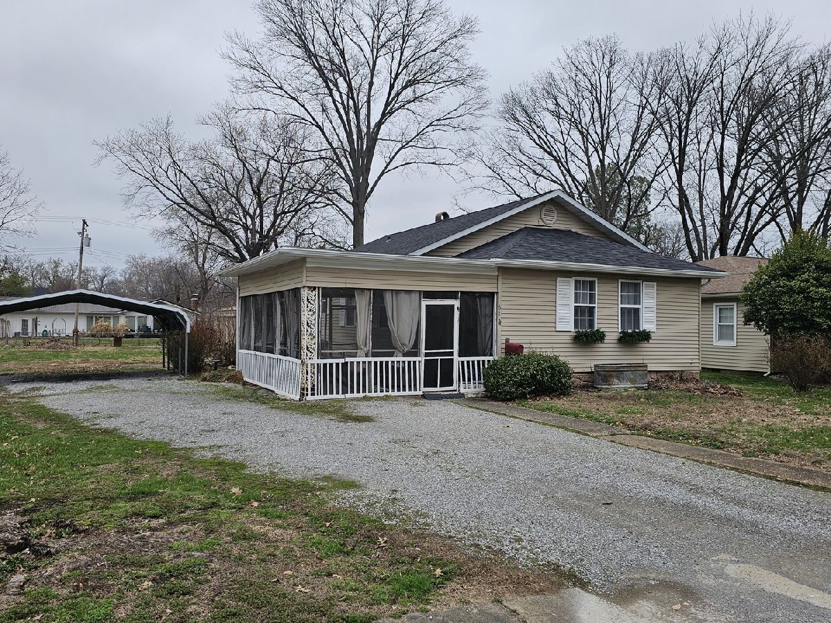  For Sale Benton Illinois, 615 Mitchell Street