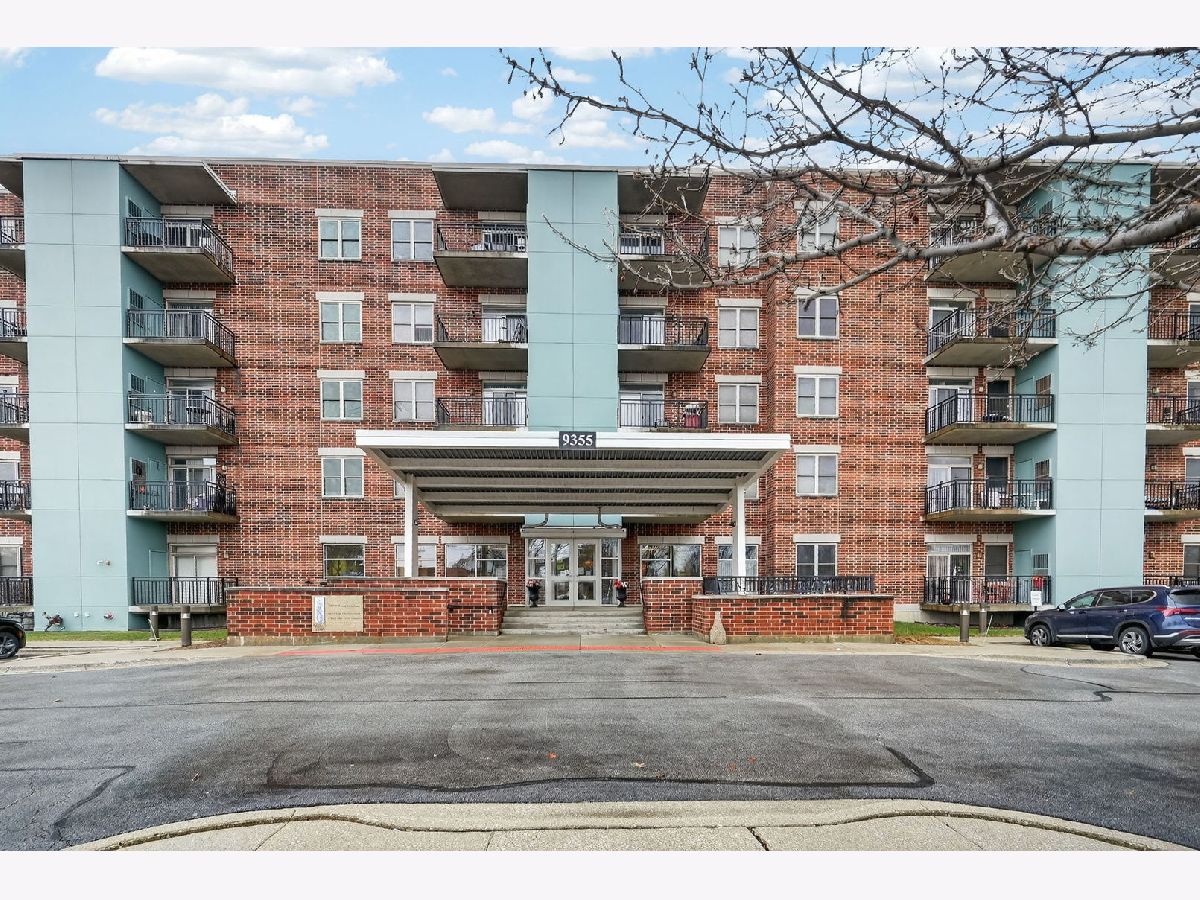  For Sale Schiller Park Illinois, 9355 Irving Park Road