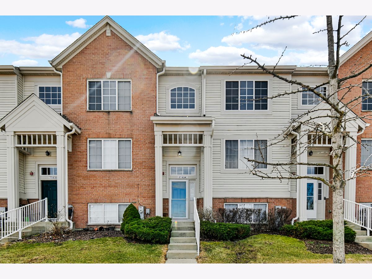  For Rent Bridgeview Illinois, 7515 Savoy