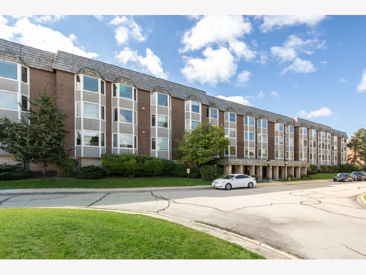  For Rent Park Ridge Illinois, 2400 Windsor Mall