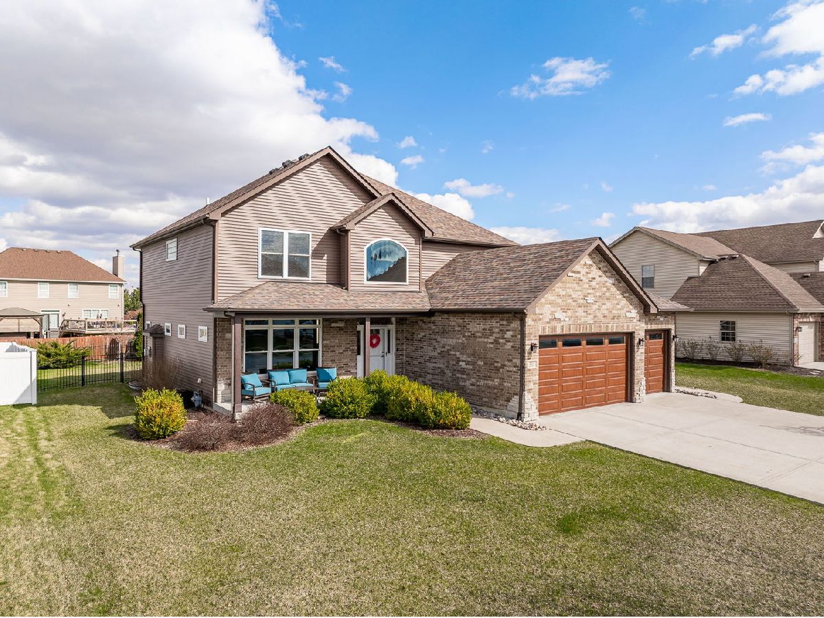 Homes For Sale Westwind Minooka Illinois, 311 Frontier Drive
