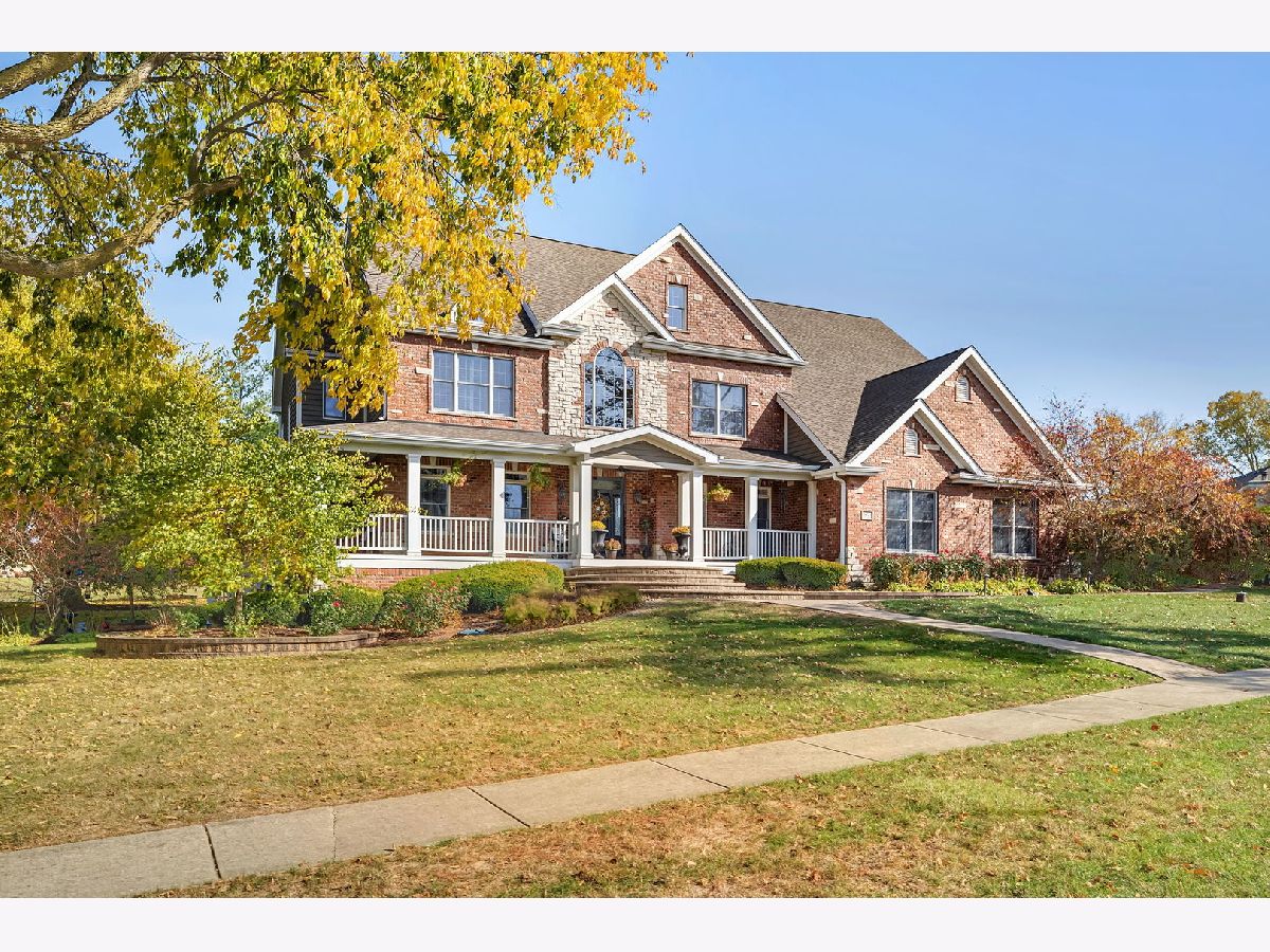  For Sale Shorewood Illinois, 24721 Park River Lane