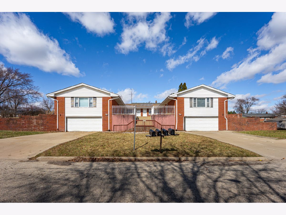  For Sale Rockford Illinois, 5870 Garrett Lane