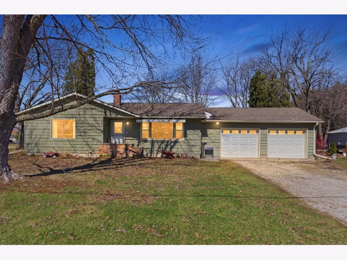 For Sale Lee Illinois, 281 Hardanger Gate