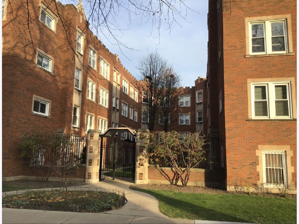  Rented Chicago Illinois, 4423 Lawndale