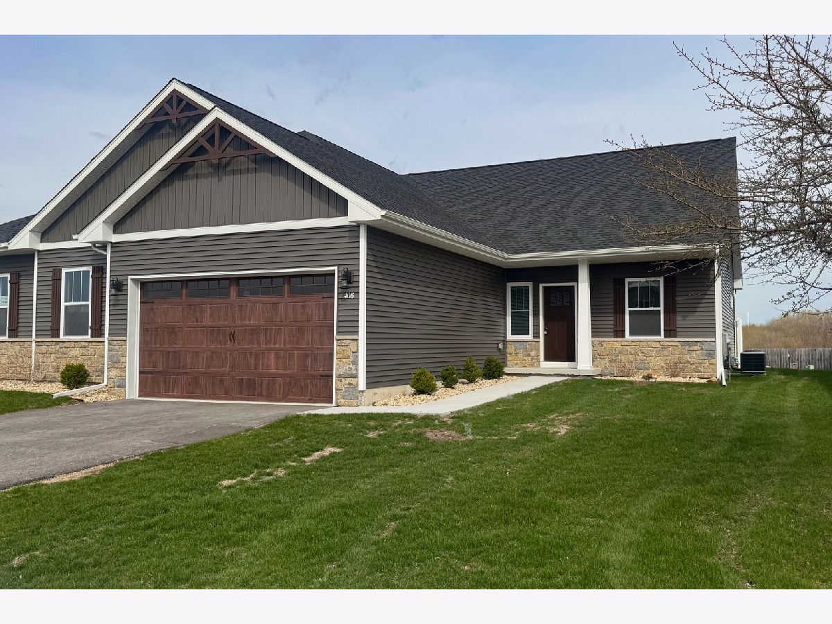  For Sale Sycamore Illinois, 406 Anjali Court