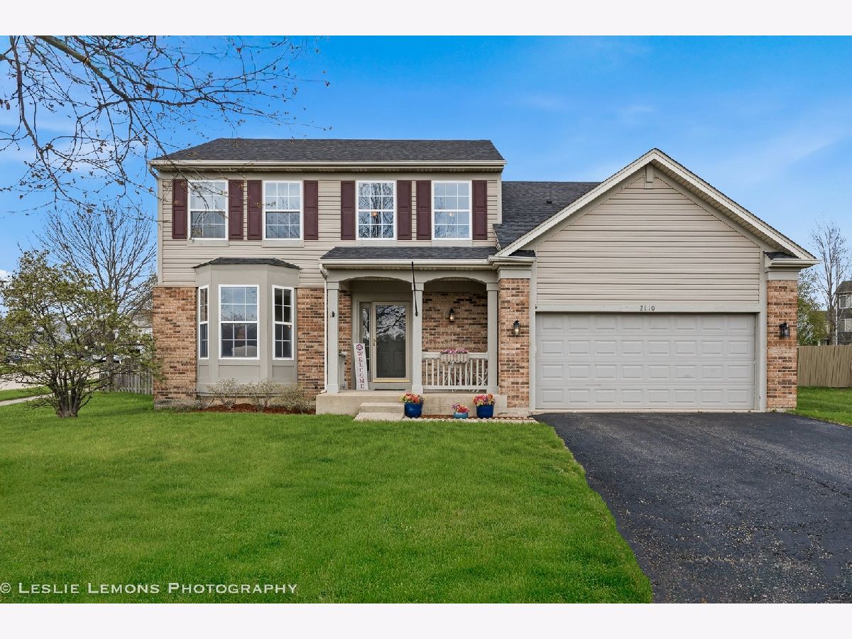  For Sale Aurora Illinois, 2110 Summerlin Drive