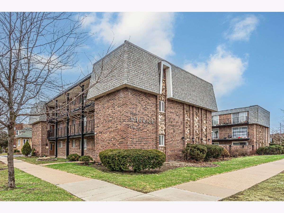  For Sale Chicago Illinois, 3746 Central Avenue