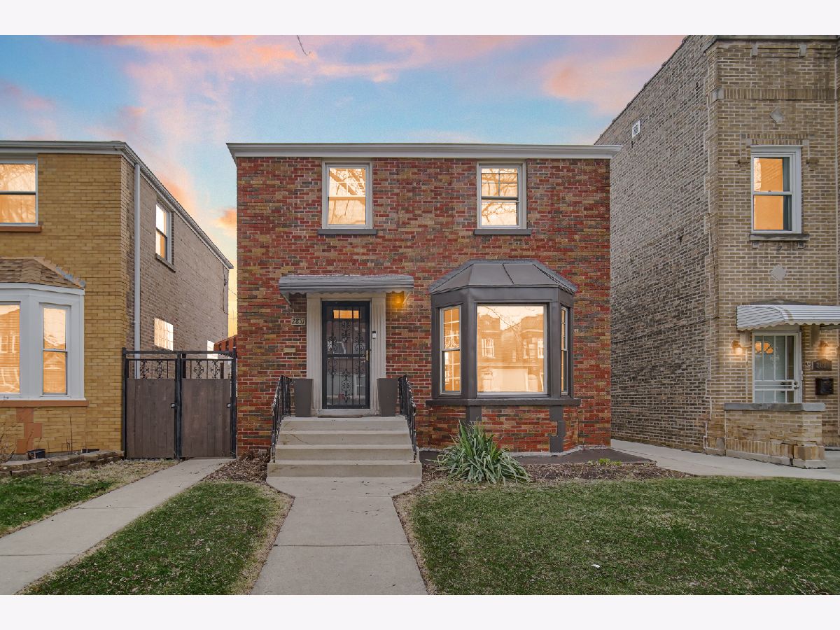  For Sale Chicago Illinois, 2831 Austin Avenue