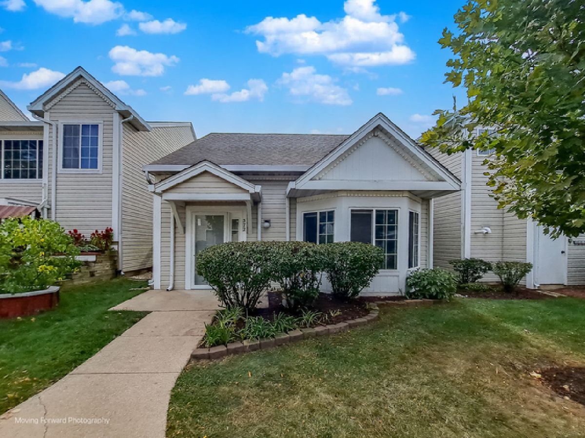  Sold Bolingbrook Illinois, 372 Windsong