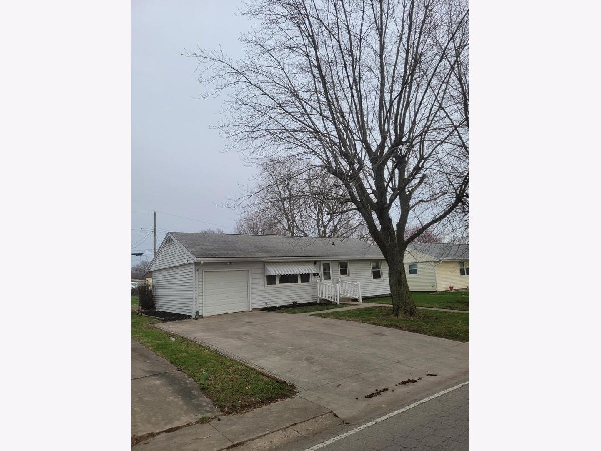  For Sale Mattoon Illinois, 420 Park Street