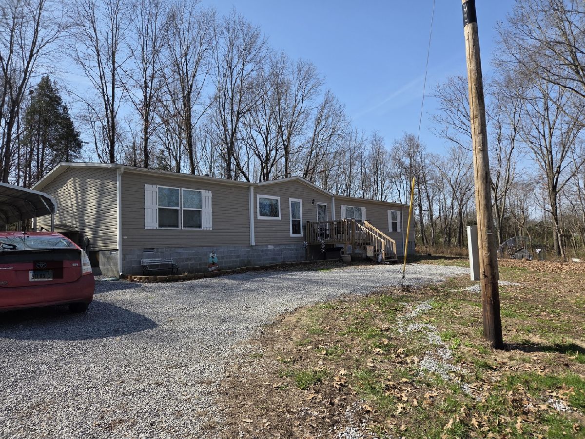  For Sale Mcleansboro Illinois, 6722 County Road 875 Road