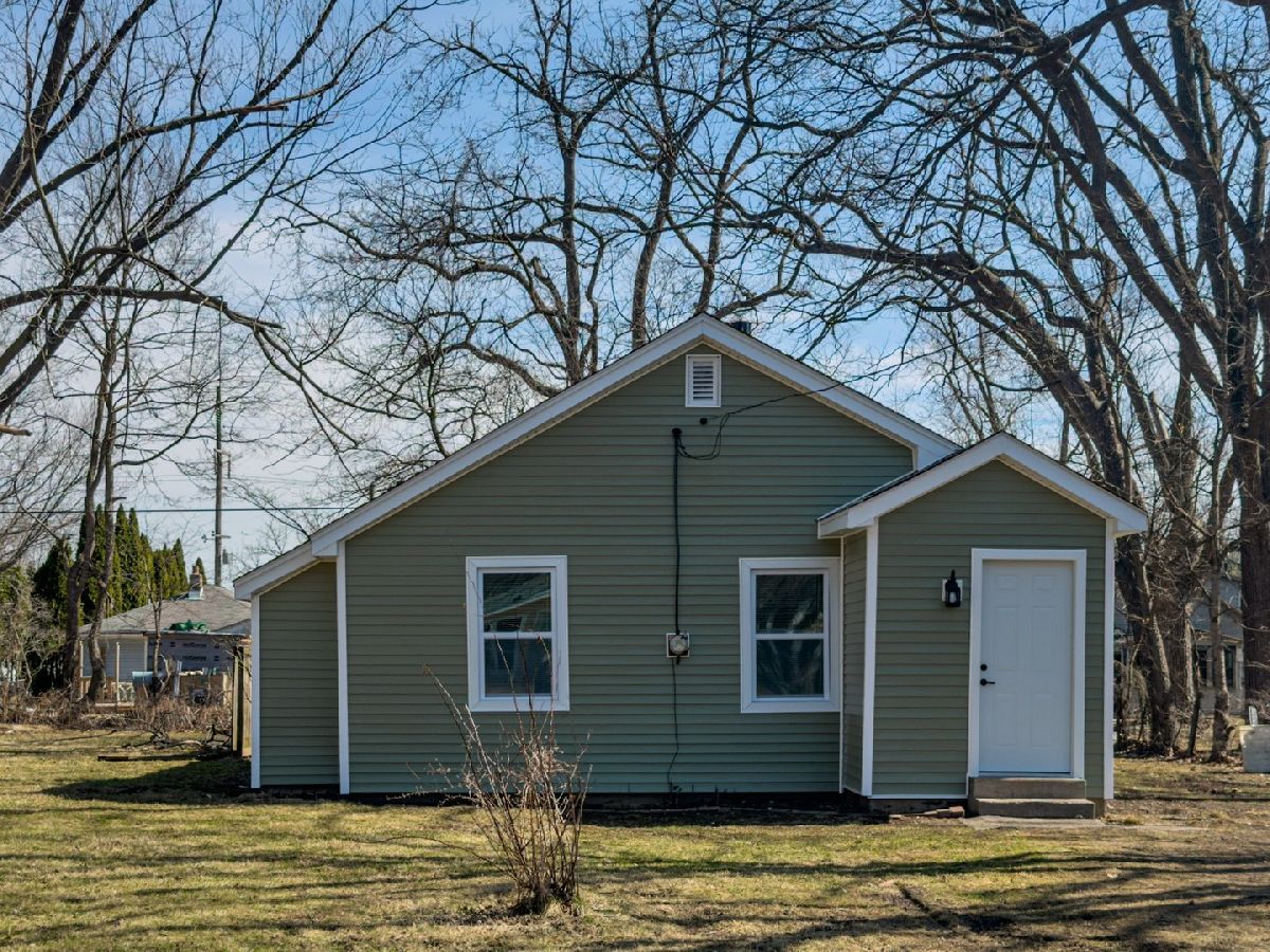  Rented Rockford Illinois, 612 Atwood