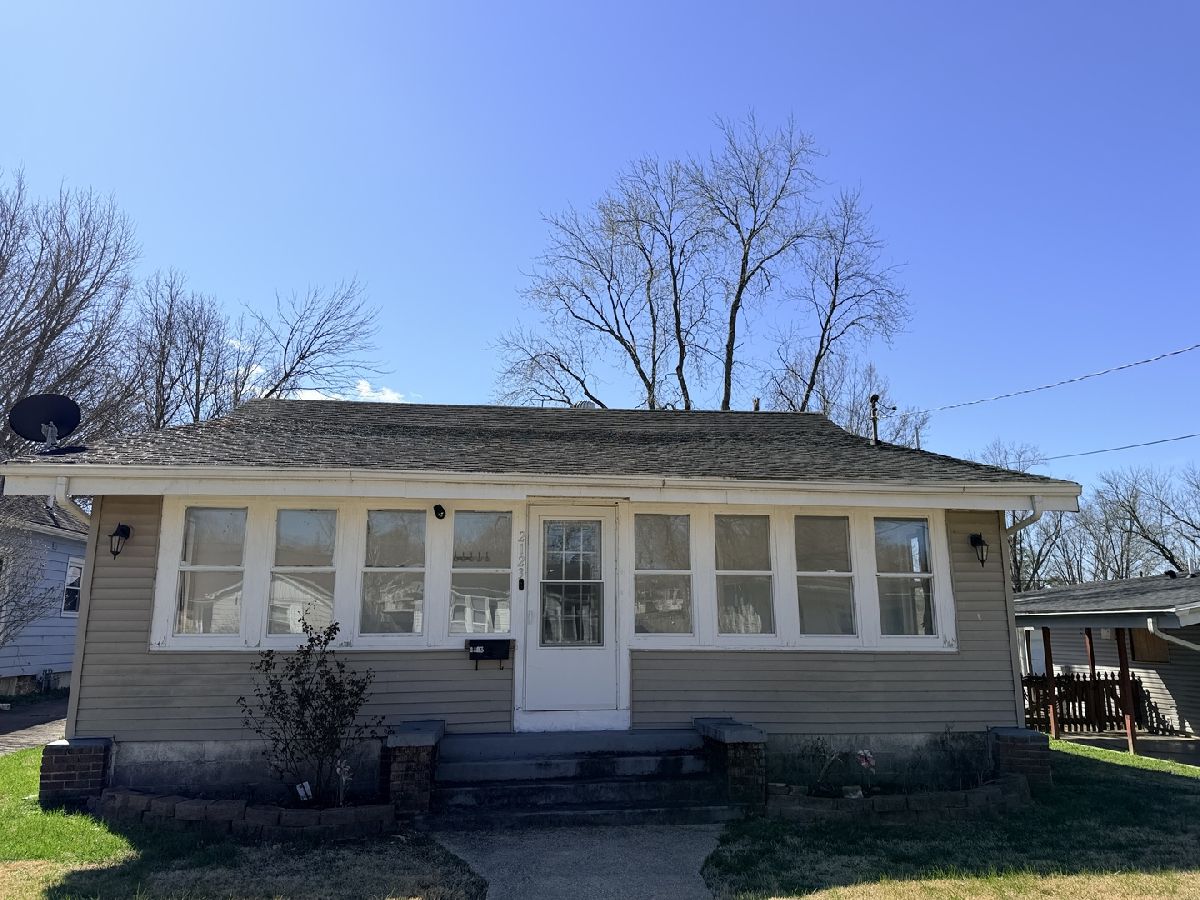  For Sale Murphysboro Illinois, 2123 Clay Street