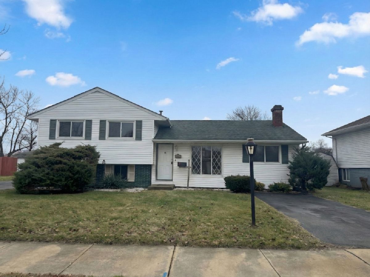  For Sale Glenwood Illinois, 202 Rose Street