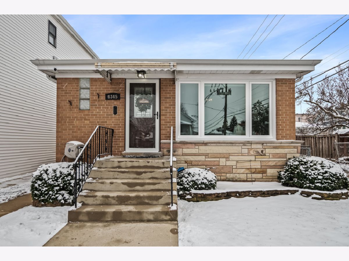  For Sale Chicago Illinois, 6345 Warwick Avenue