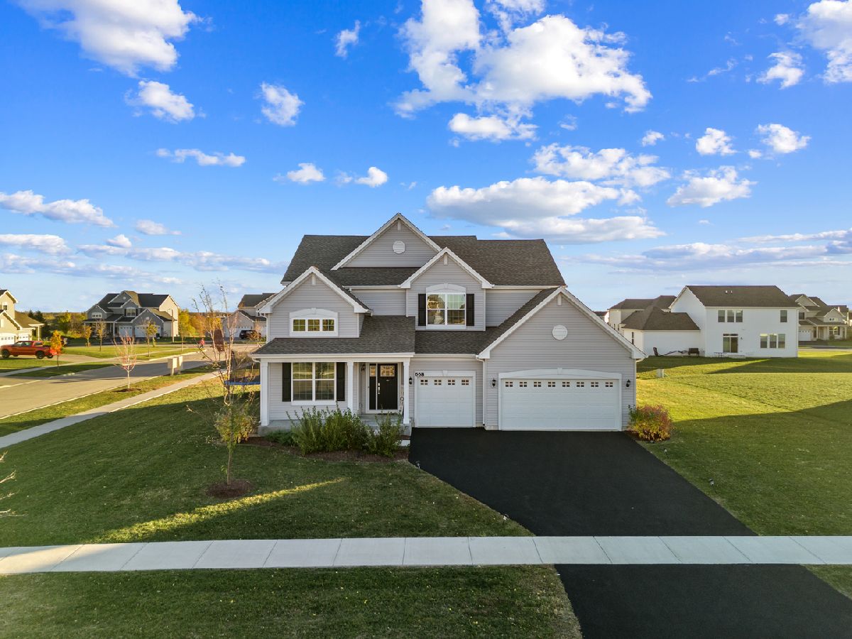  For Sale Yorkville Illinois, 668 Braemore Lane