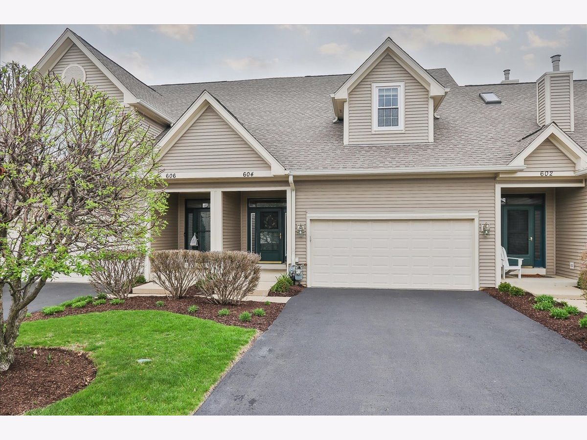  For Sale Lombard Illinois, 604 Meadow Avenue