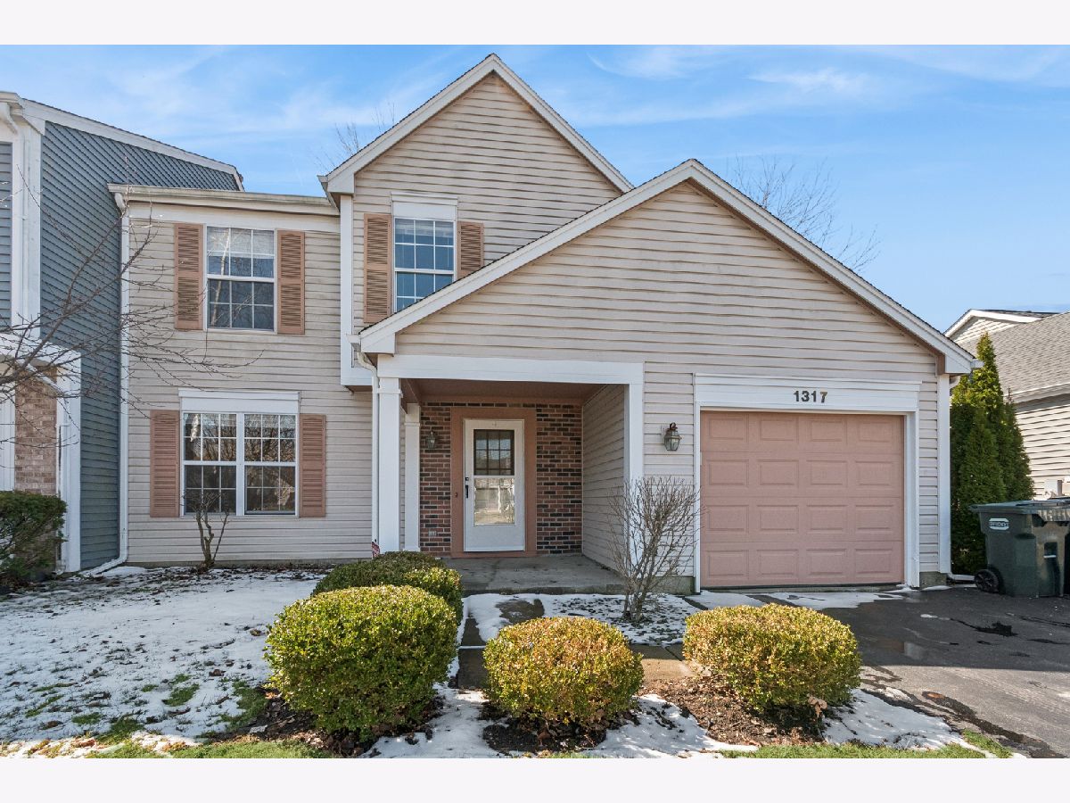  Rented Mundelein Illinois, 1317 Spalding