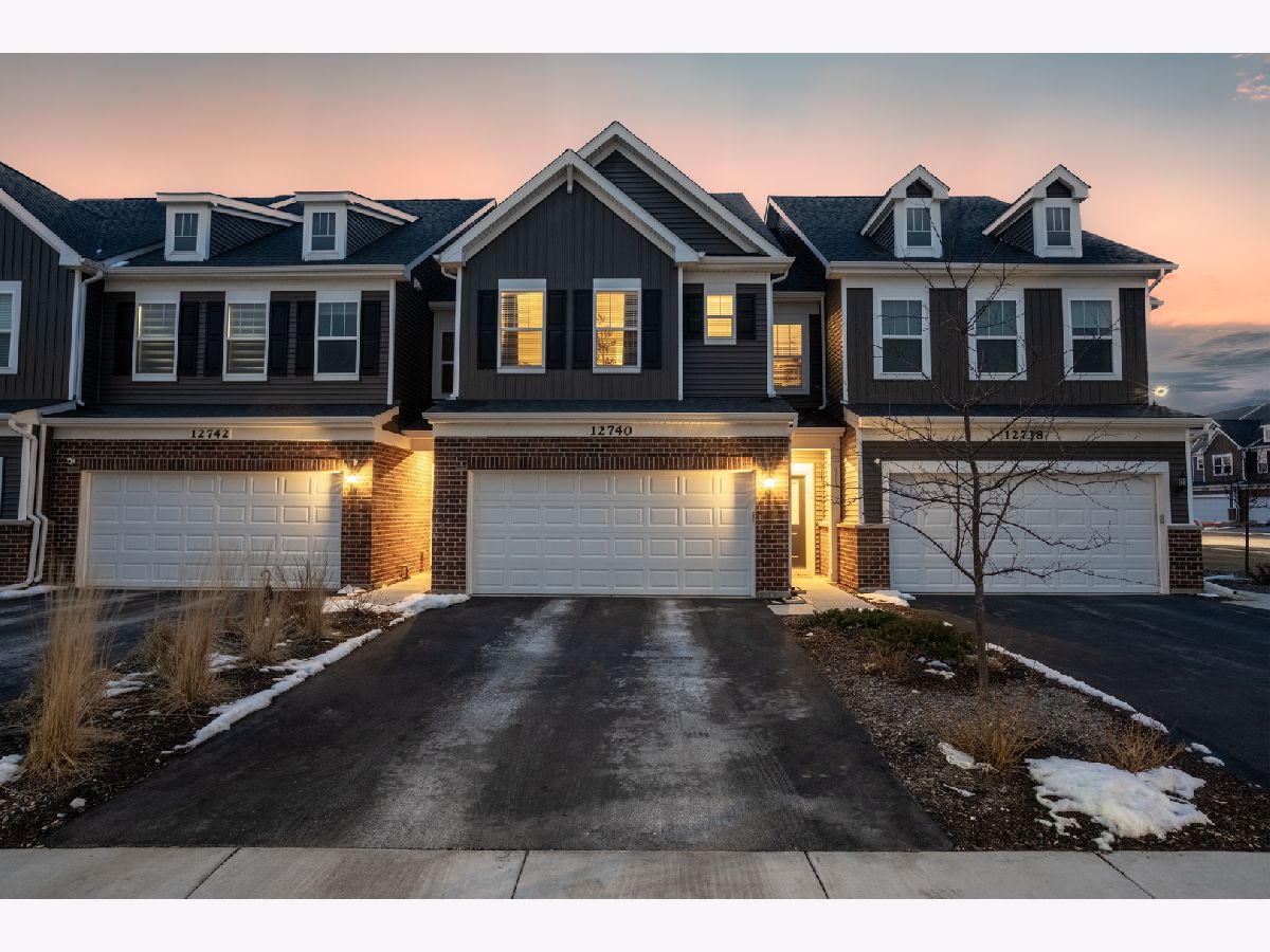 Condos & Townhomes & Homes For Sale Bronk Farm Plainfield Illinois, 12740 Nicholas Drive