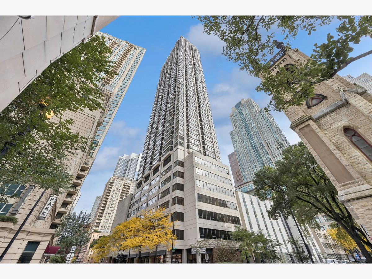  Rented Chicago Illinois, 30 Huron