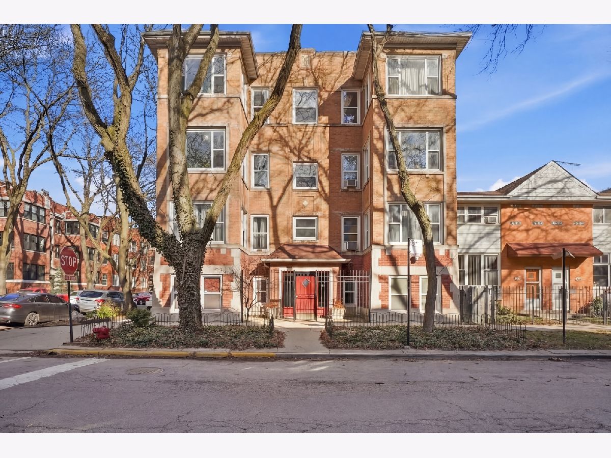  Rented Chicago Illinois, 7657 Greenview