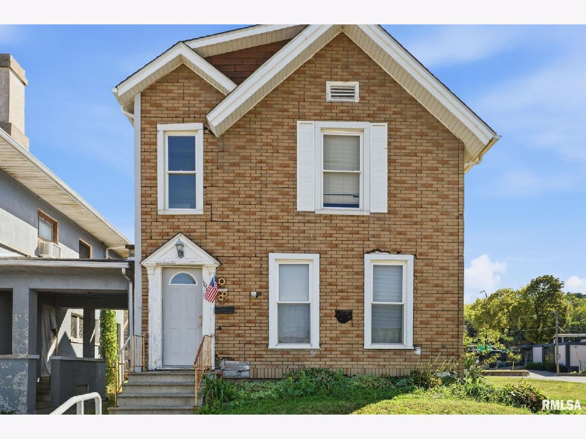  For Sale Moline Illinois, 1918 6th Avenue