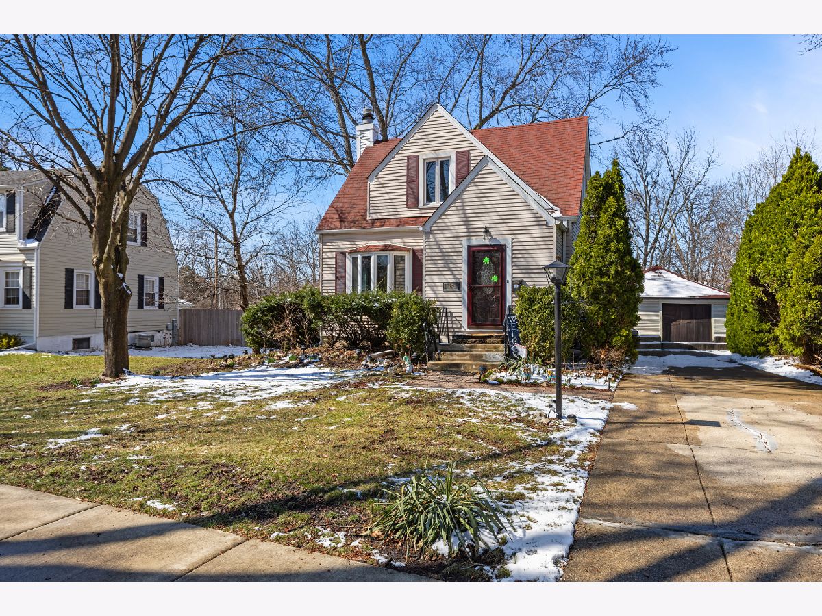  Sold Des Plaines Illinois, 300 Cumberland