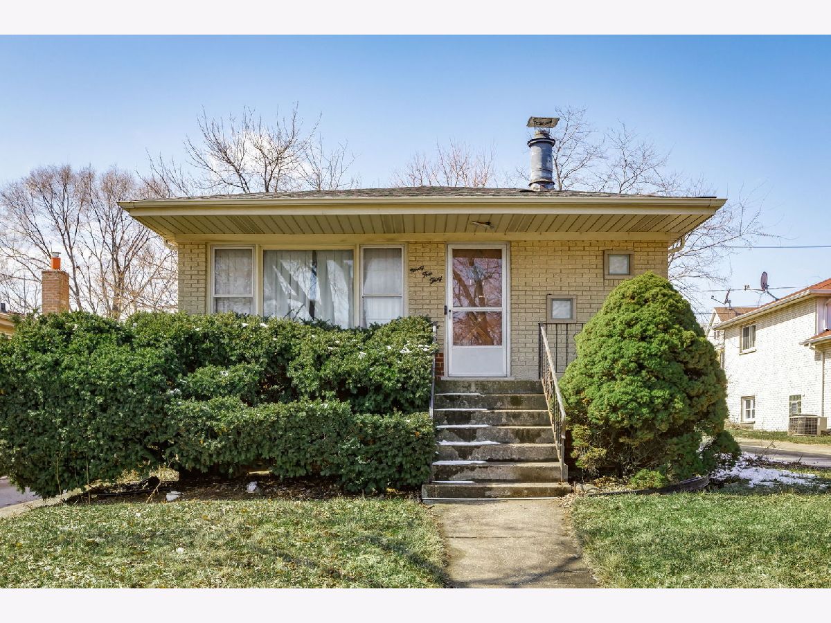  For Sale Hickory Hills Illinois, 9430 81st Avenue