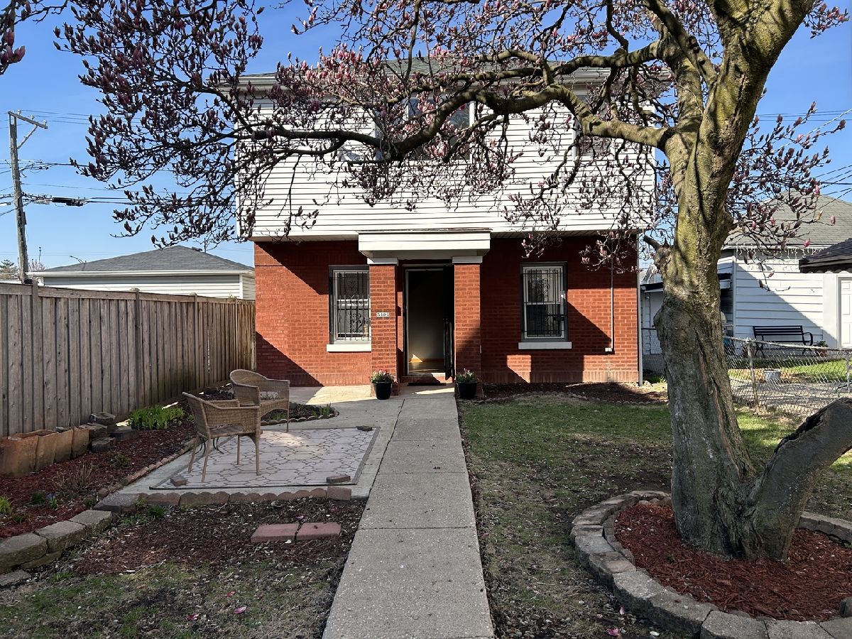  Rented Chicago Illinois, 5406 Lovejoy
