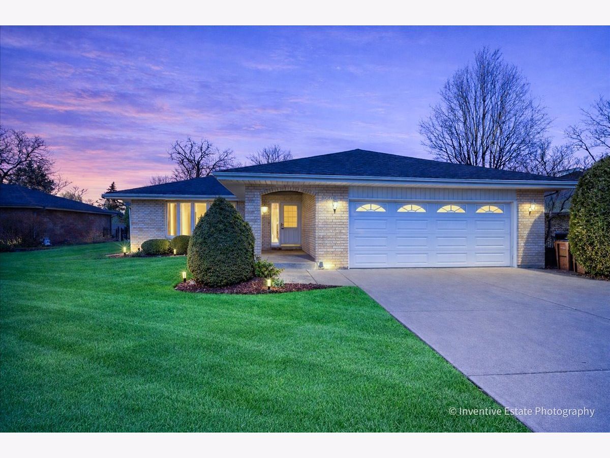  For Sale Willow Springs Illinois, 11008 84th Place