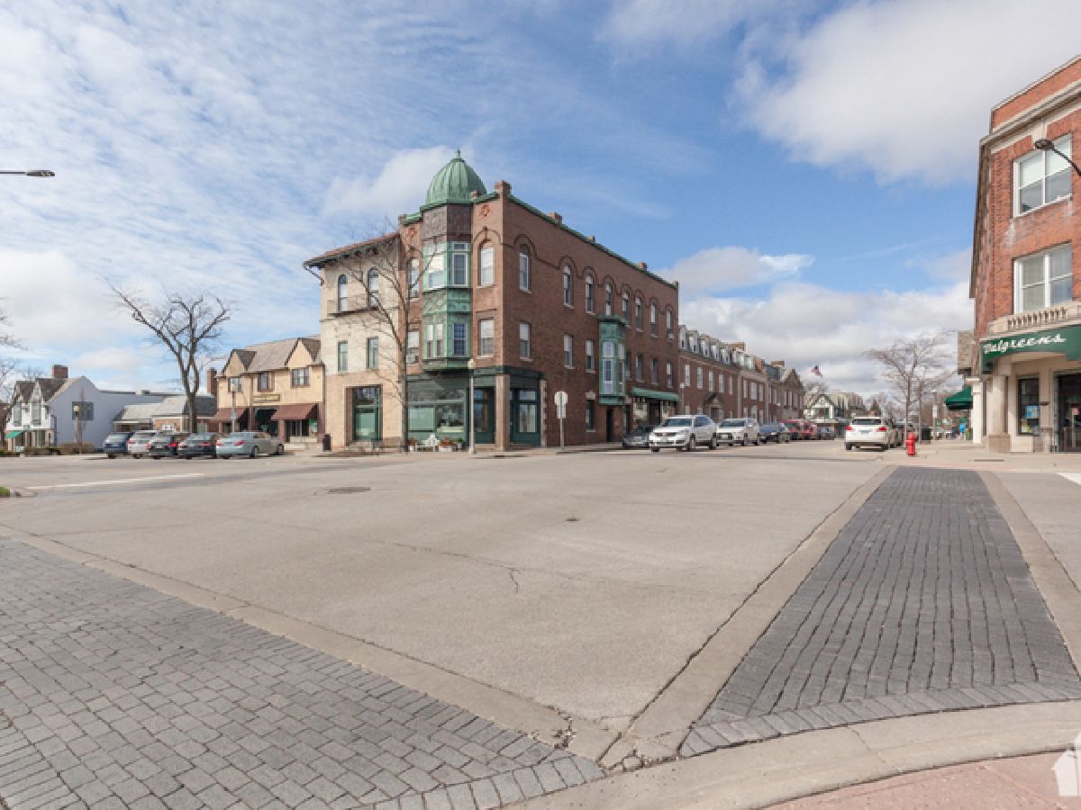  For Rent Lake Forest Illinois, 293 Deerpath