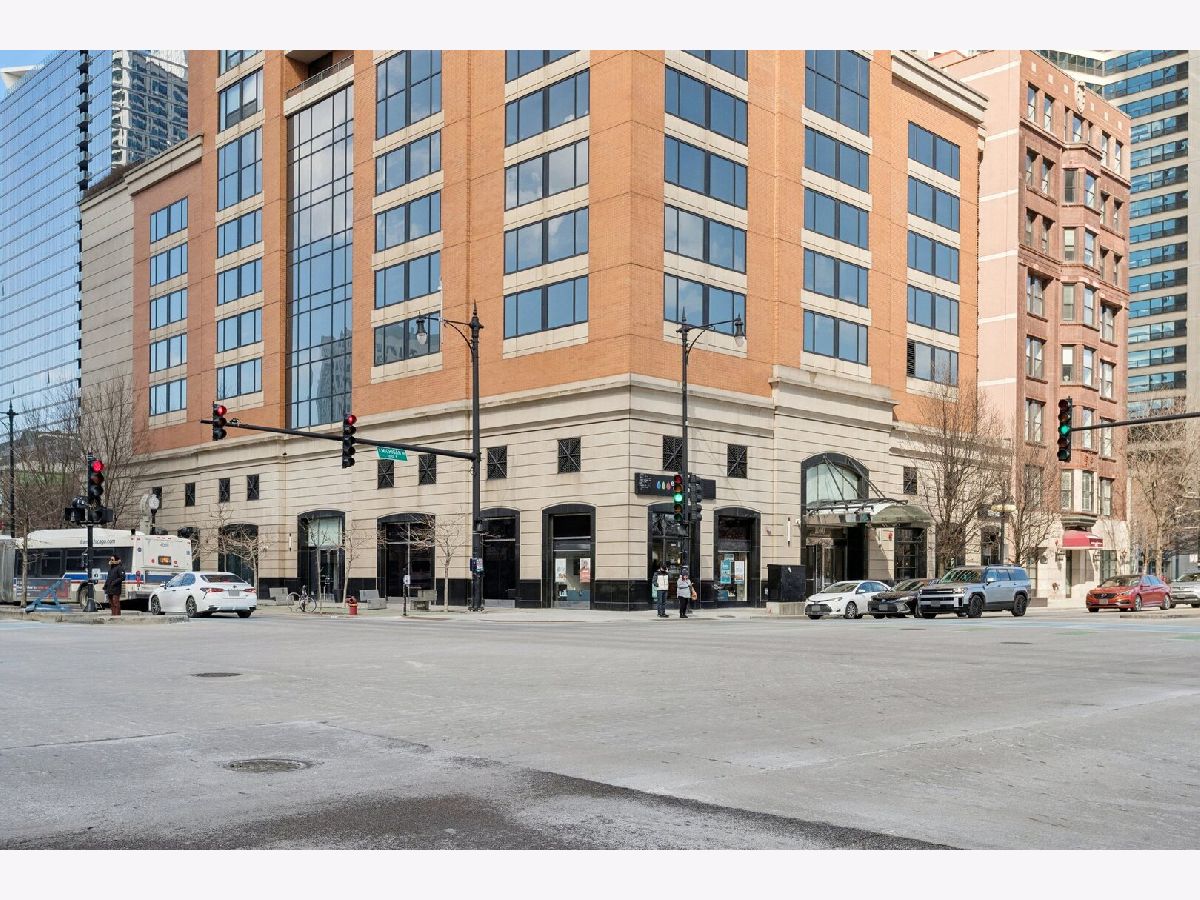  For Sale Chicago Illinois, 1160 Michigan Avenue