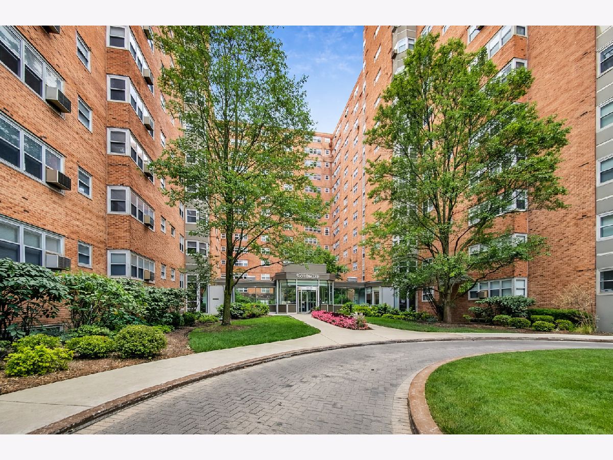  For Sale Chicago Illinois, 4950 Marine Drive