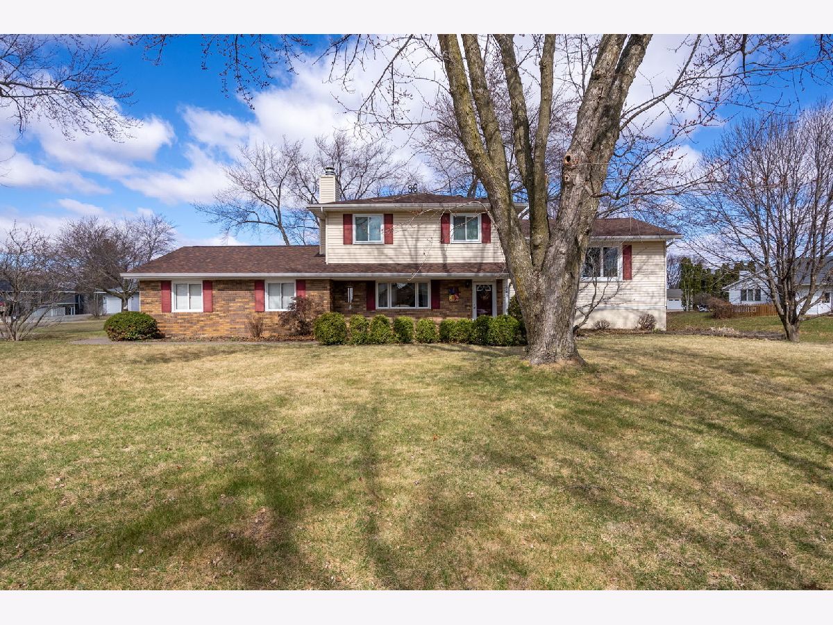  For Sale Park View Iowa, 205 Blackhawk Drive