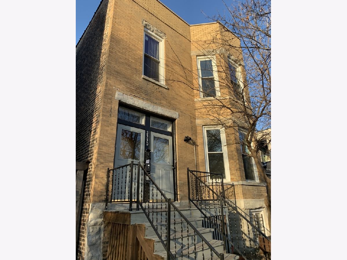  For Rent Chicago Illinois, 2330 Erie
