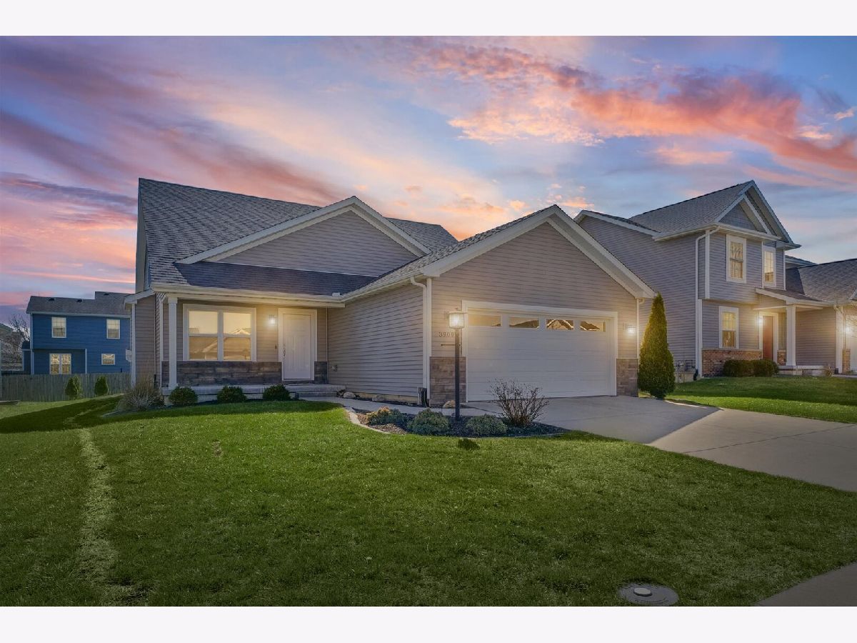  For Sale Champaign Illinois, 3909 Slate Drive